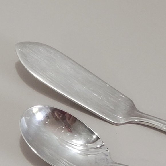 2pc Rogers Bros ETERNALLY YOURS Serving Utensils Sugar Spoon Butter Cheese Knife - Picture 4 of 8